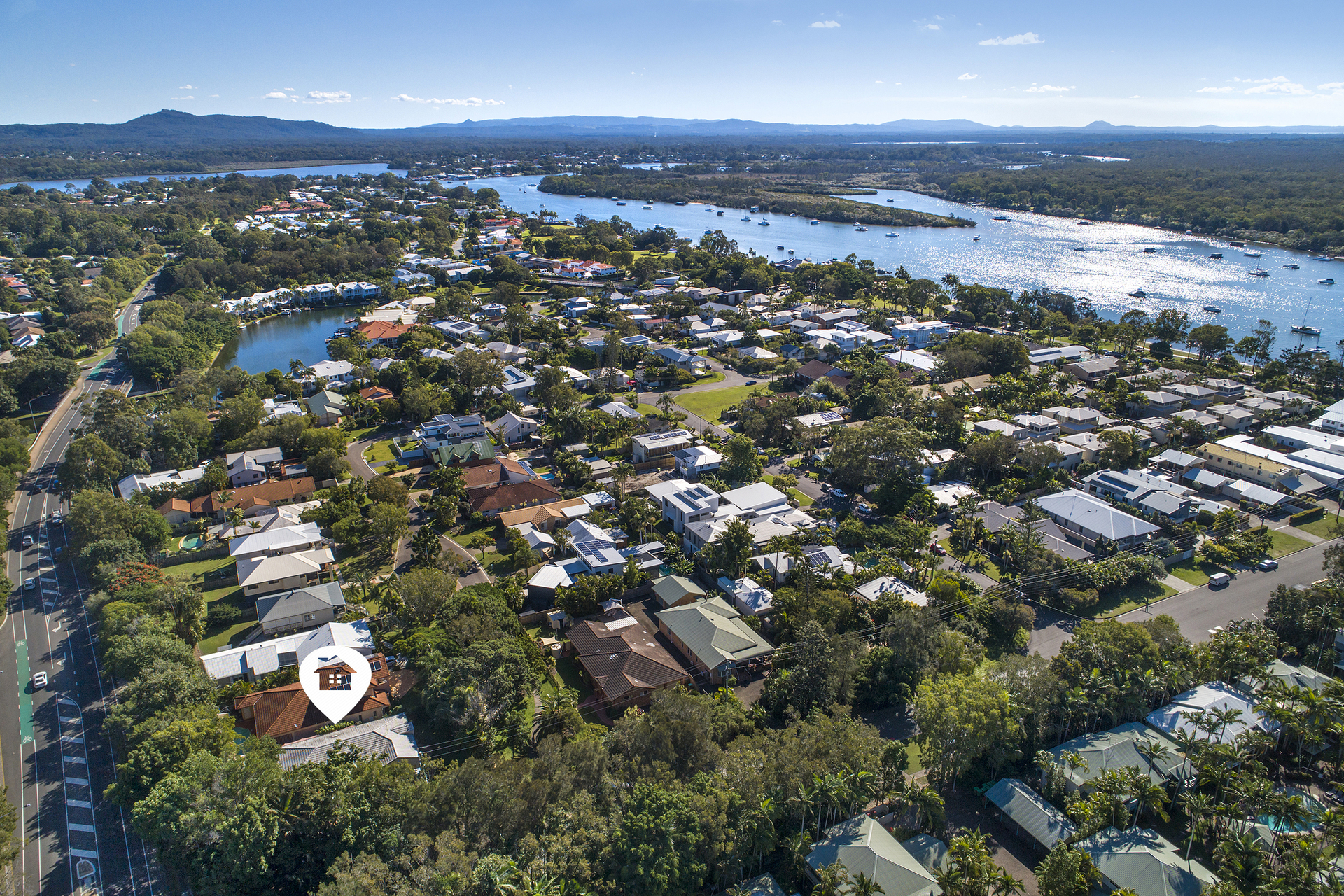 27 Robert Street Noosaville QLD 4566