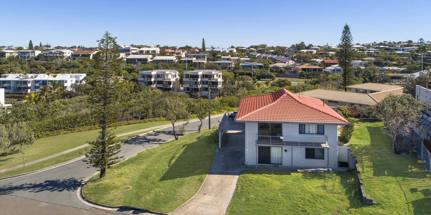 25 Tingira Crescent Sunrise Beach QLD 4567