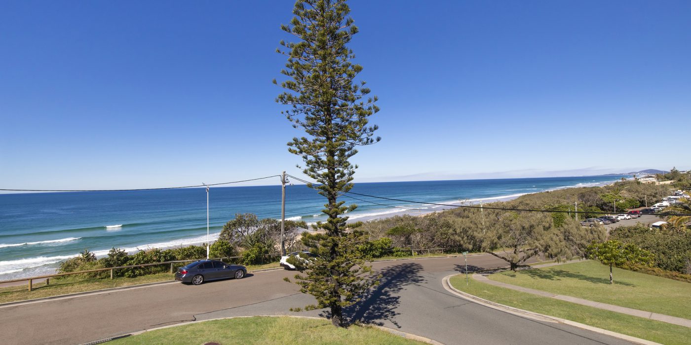 25 Tingira Crescent Sunrise Beach QLD 4567