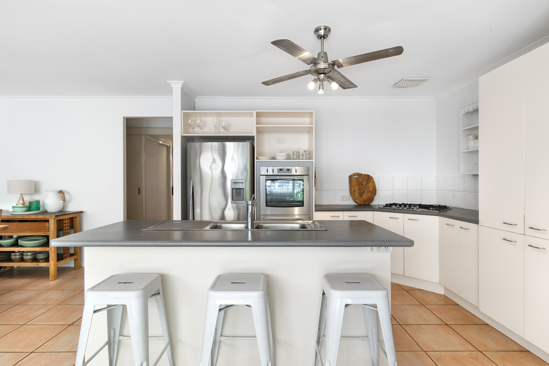27 Robert Street Noosaville QLD 4566