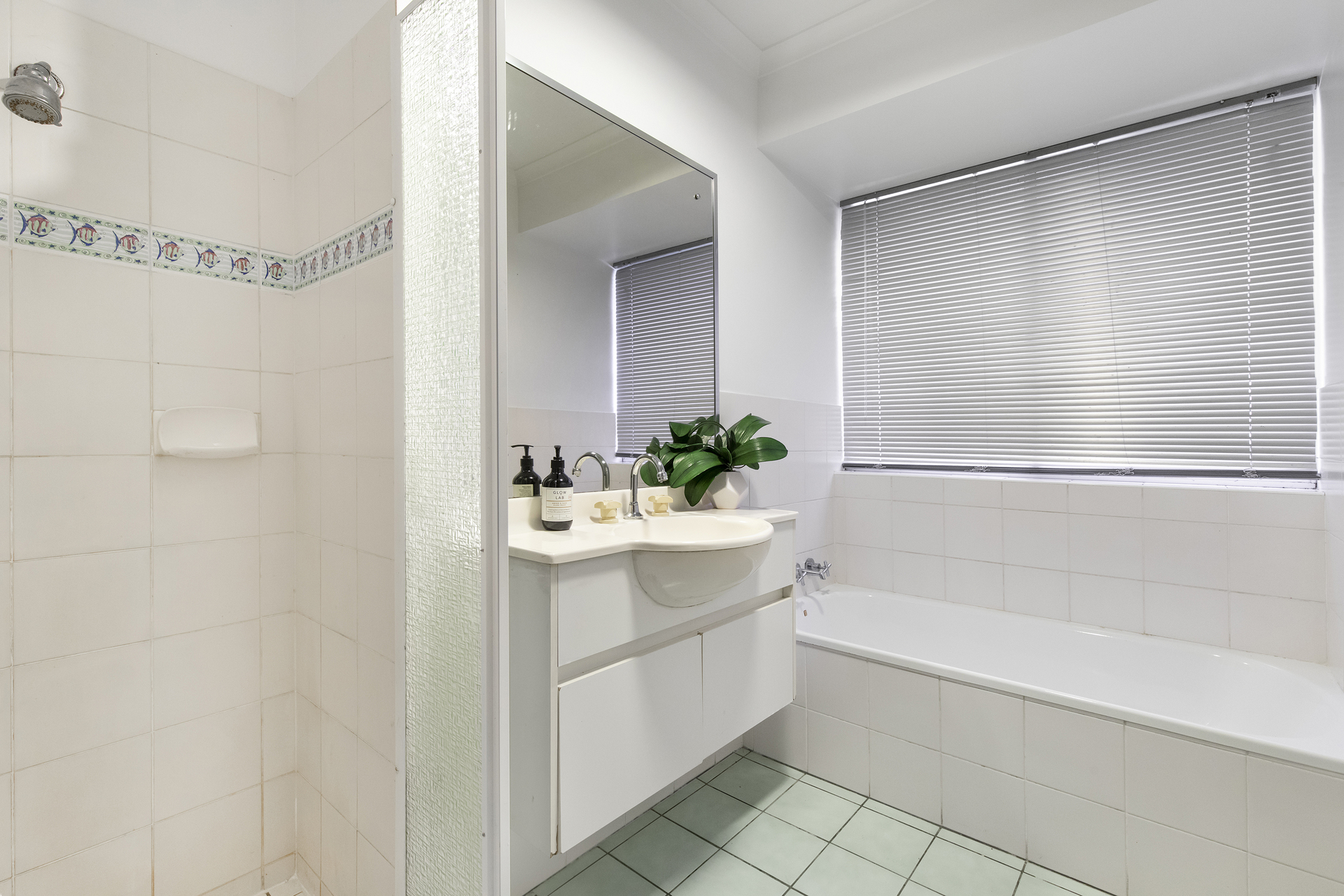 27 Robert Street Noosaville QLD 4566