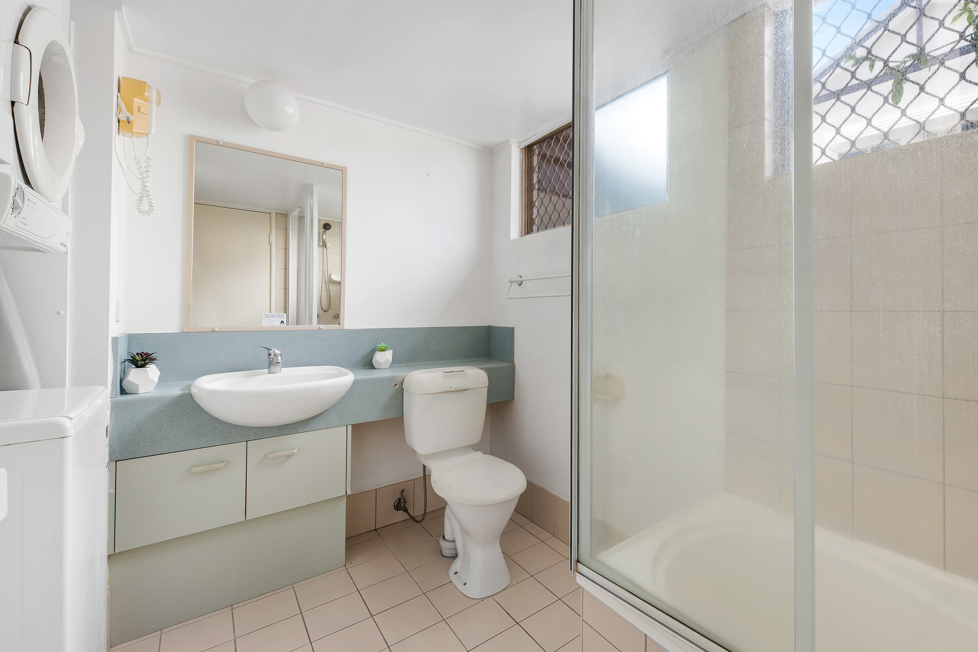 217/24 Lake Weyba Drive Noosaville QLD 4566