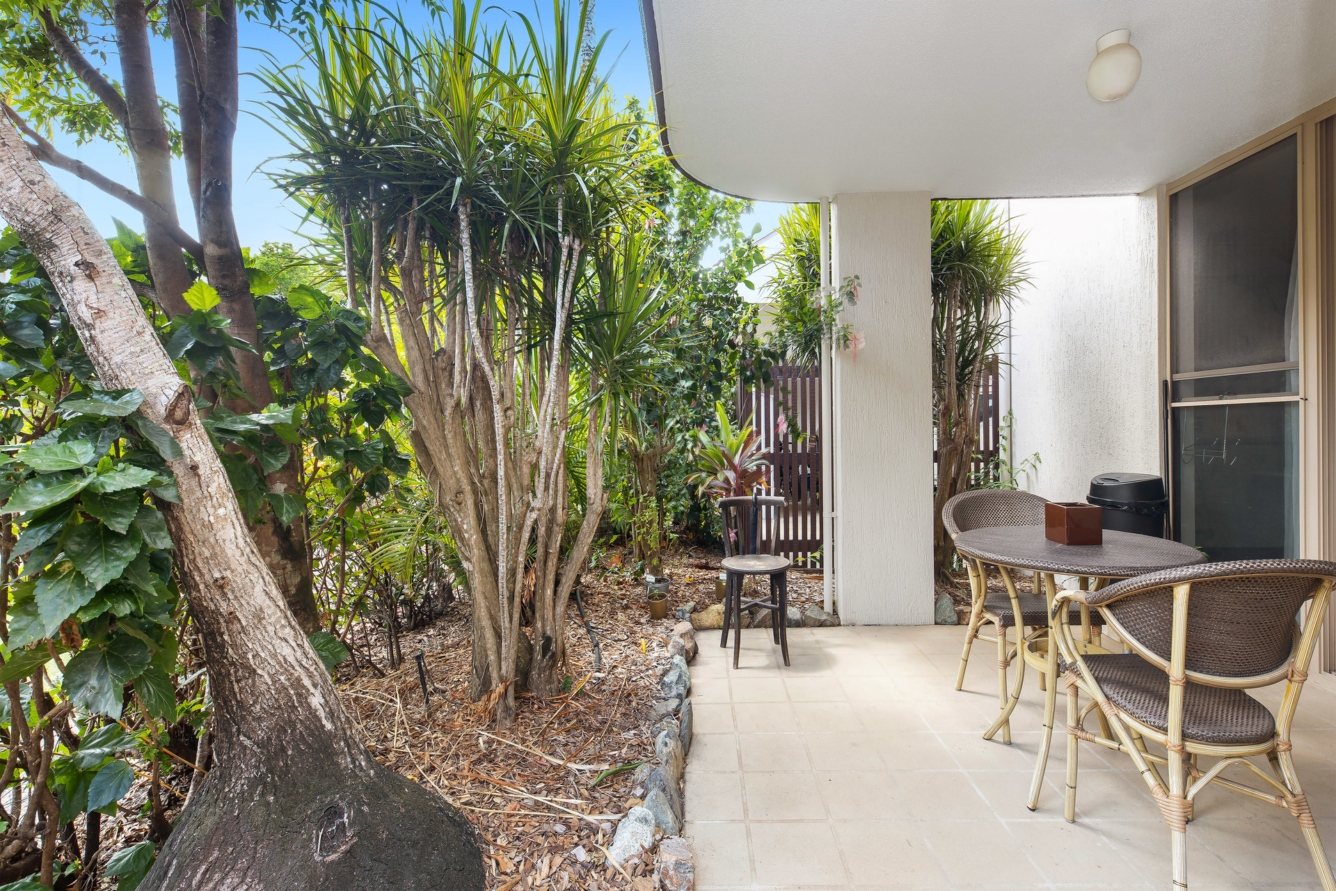 217/24 Lake Weyba Drive Noosaville QLD 4566