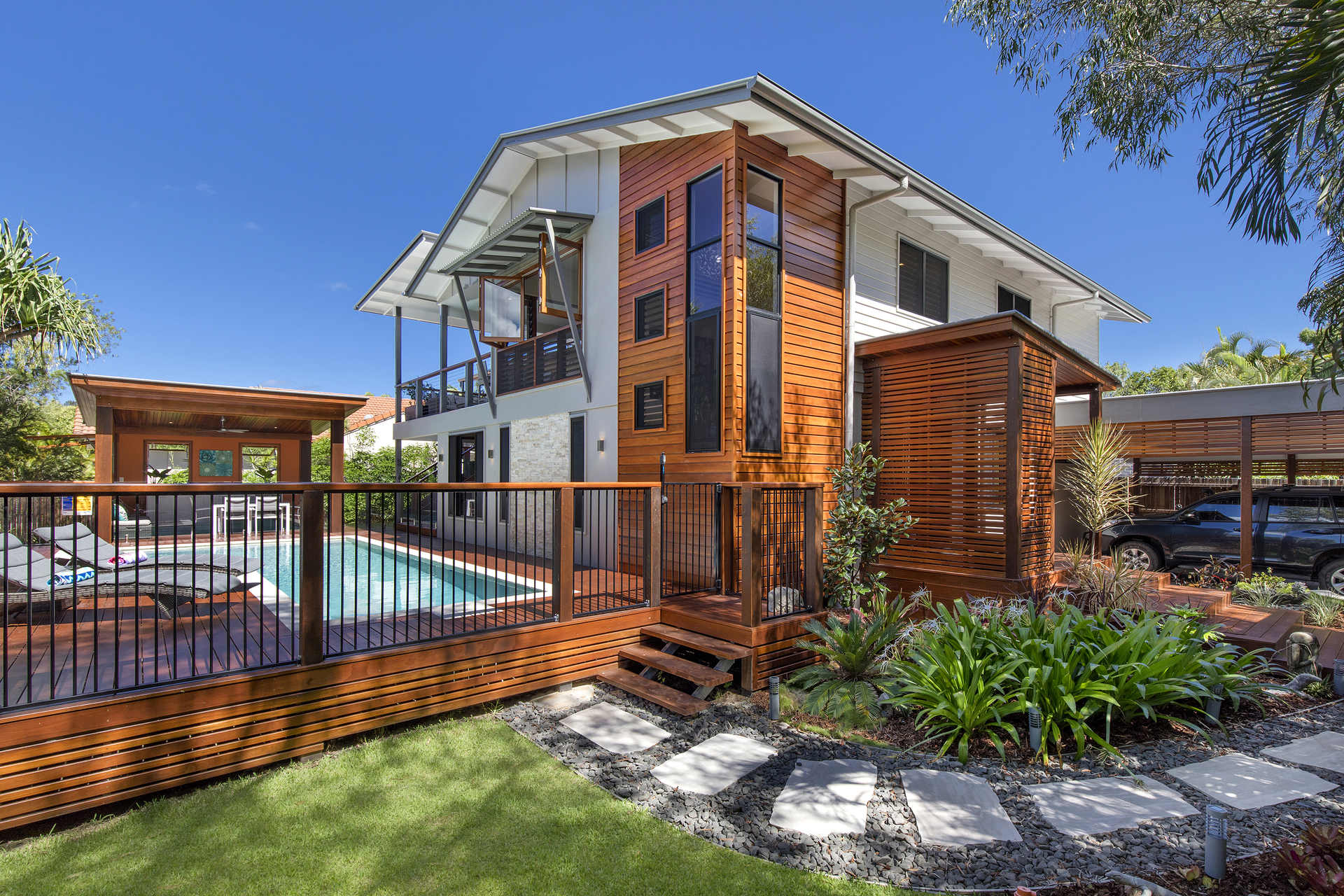 24 Cloudsley Street Noosaville QLD 4566