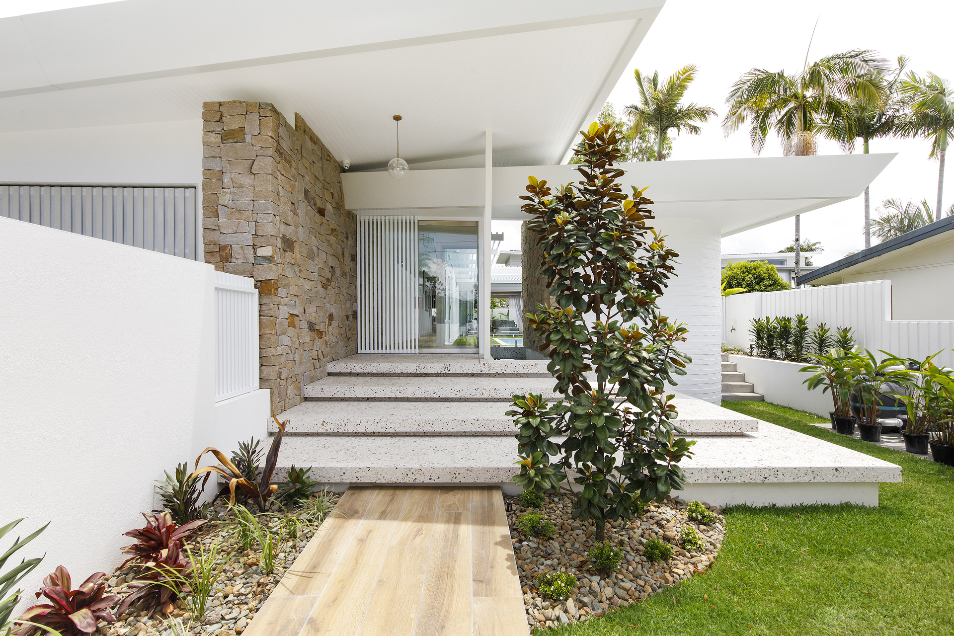 17 Cloudsley Street Noosaville QLD 4566